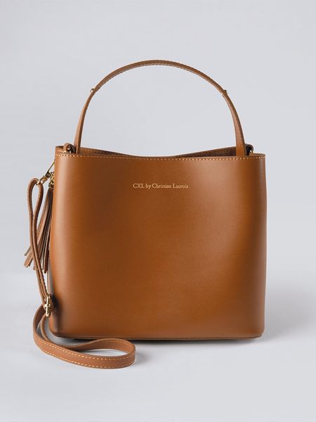 CXL by Christian Lacroix Skórzana torebka w kolorze jasnobrązowym - 22 x 27 x 13 cm rozmiar: onesize. Brązowe torebki klasyczne CXL by Christian Lacroix, bez wzorów, z materiału, przez ramię, bez dodatków. Za 432.80 zł.