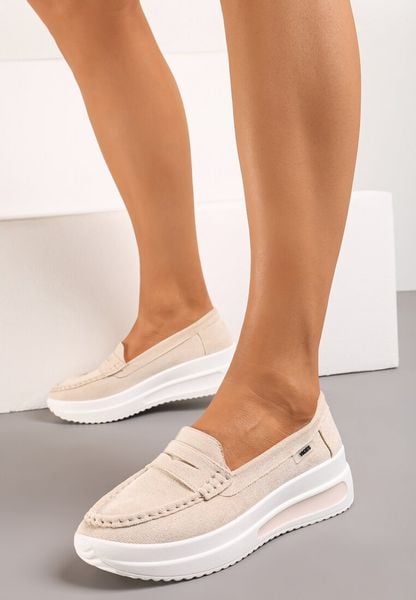 Beżowe Mokasyny na Platformie z Imitacji Zamszu Nossabel. Brązowe mokasyny Born2be, bez wzorów. Za 89.99 zł.