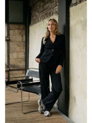 &Co Woman Spodnie "Perfaite" w kolorze czarnym rozmiar: L. Czarne spodnie materiałowe &Co Woman, bez wzorów, z materiału, z podwyższonym stanem. Za 304.99 zł.