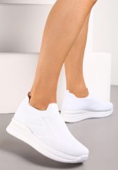 Białe Buty Sportowe na Grubej Podeszwie Reliva. Białe buty sportowe lifestyle Renee, bez wzorów, bez zapięcia. W wyprzedaży za 41.99 zł.