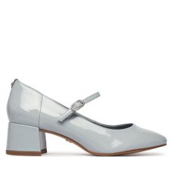 Czółenka Tamaris. Niebieskie czółenka Tamaris, bez wzorów, bez obcasa, bez zapięcia. Za 329.99 zł.