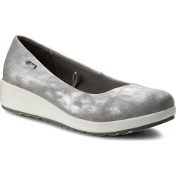Półbuty CLARA BARSON W16SS096-2. Szare półbuty wsuwane Clara Barson, bez wzorów, ze skóry ekologicznej, bez obcasa. W wyprzedaży za 39.99 zł.