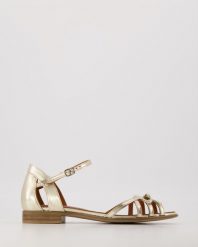 ZŁOTE SANDAŁY 03003 GOLD. Żółte sandały Venezia, bez wzorów, ze skóry, bez obcasa, bez zapięcia. Za 279.00 zł.