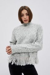 Sweter z golfem i frędzlami. Swetry MOODO, l, bez wzorów, z poliesteru, bez ramiączek. W wyprzedaży za 74.99 zł.