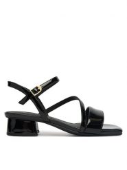 Clarks Sandały Serina35 Strap 26186117 Czarny. Czarne sandały Clarks, bez wzorów, ze skóry, bez obcasa, na słupku, bez zapięcia. Za 389.99 zł.