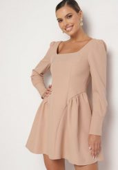 Beżowa Sukienka Rozkloszowana z Kwadratowym Dekoltem Enarel. Brązowe sukienki Born2be, na co dzień, l, z aplikacjami, eleganckie, bez kołnierzyka, bez ramiączek, maxi, proste. W wyprzedaży za 152.99 zł.