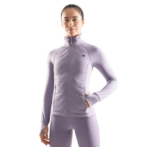 Damska lekka ocieplana kurtka treningowa Fitness Siroko Empower. Fioletowe kurtki SIROKO, na zimę, xs, bez wzorów, z materiału, sportowe, bez kaptura. W wyprzedaży za 190.00 zł.