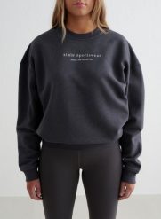 Damska bluza dresowa czesana, luźny krój Serif ciemna szarość. Szare bluzy AIM'N, s, bez wzorów, z bawełny, street, bez ramiączek, bez kaptura. Za 339.00 zł.