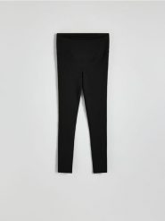 Gładkie legginsy - czarny. Czarne legginsy Reserved, bez wzorów, z dzianiny. Za 89.99 zł.