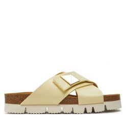 Klapki Dr. Brinkmann. Żółte klapki Dr. Brinkmann, bez wzorów, bez obcasa, bez zapięcia. Za 339.99 zł.