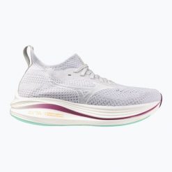 Buty do biegania damskie Mizuno Neo Zen Icelandic nimbus cloud/white/ice green. Niebieskie buty do biegania Mizuno, bez wzorów, bez zapięcia, do biegania. Za 569.99 zł.