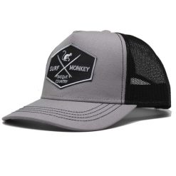 Czapka Trucker - 5 Paneli / Dorośli / Jeden rozmiar (Jasnoszary/Czarny). Szare czapki z daszkiem SURF MONKEY, bez wzorów, sportowe. Za 159.95 zł.