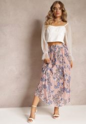 Jasnoróżowa Spódnica Ozdobiona Plisami z Gumką w Pasie i Elastyczną Podszewką Vislo. Czerwone spódnice Renee, bez wzorów, boho, maxi, rozkloszowane. W wyprzedaży za 41.99 zł.