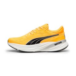Buty do biegania Puma Magnify Nitro 2 Fade. Brązowe buty do biegania Puma, bez wzorów, bez zapięcia, do biegania. W wyprzedaży za 421.25 zł.