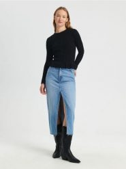 Sweter w prążki - czarny. Czarne swetry Sinsay, l, bez wzorów, z dzianiny, bez ramiączek. Za 69.99 zł.