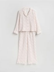 Muślinowa piżama w serca - złamana biel. Piżamy Reserved, l, bez wzorów, z bawełny, bez kołnierzyka, bez ramiączek. Za 159.99 zł.