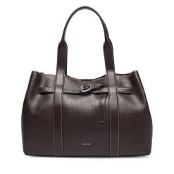 Torebka Calvin Klein. Brązowe torebki klasyczne Calvin Klein, bez wzorów, klasyczne, bez dodatków. Za 749.99 zł.