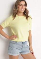 Żółty Sweter z Wełną i Krótkim Rękawem Turosa. Żółte swetry Born2be, bez wzorów, z jeansu, eleganckie, bez ramiączek. W wyprzedaży za 110.49 zł.