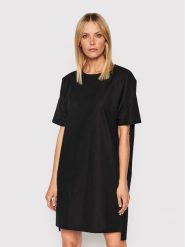 Makia Sukienka codzienna Saari W75045 Czarny Relaxed Fit. Czarne sukienki Makia, na co dzień, s, bez wzorów, z bawełny, bez kołnierzyka, bez ramiączek, proste. Za 539.99 zł.
