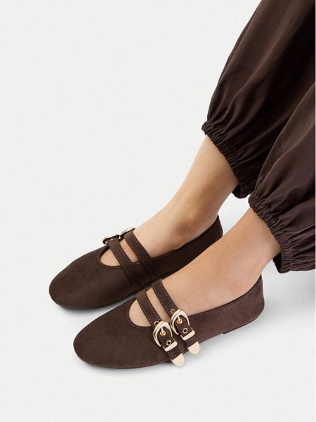 DeeZee Baleriny CEO-HY82405-1 Brązowy. Brązowe baleriny DeeZee, bez wzorów, z materiału, bez obcasa, bez zapięcia. Za 129.99 zł.