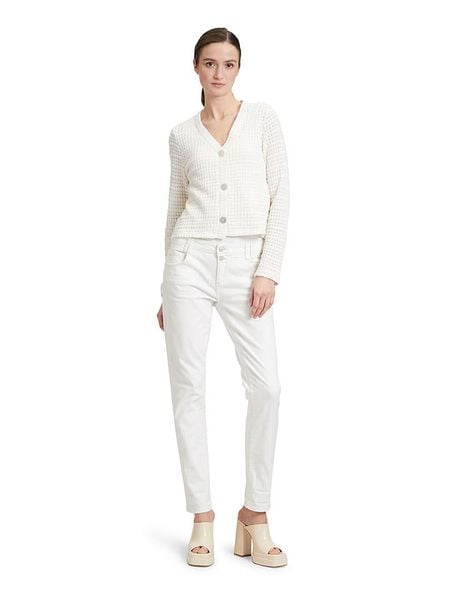 CARTOON Dżinsy - Slim fit - w kolorze białym rozmiar: 36. Białe jeansy Cartoon, bez wzorów, klasyczne. Za 83.22 zł.