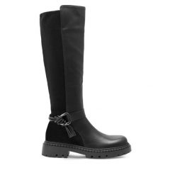 Kozaki Clara Barson. Czarne kozaki Clara Barson, bez wzorów, bez obcasa, na płaskiej podeszwie, bez zapięcia. Za 139.99 zł.