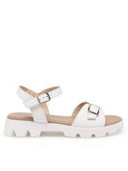 Lasocki Sandały GRD-3134-03 Biały. Białe sandały Lasocki, bez wzorów, ze skóry, bez obcasa, na płaskiej podeszwie, bez zapięcia. Za 149.99 zł.