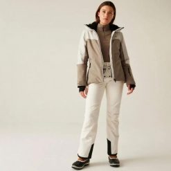 Damska kurtka narciarska z kapturem Dare 2B Iced. Brązowe kurtki narciarskie Dare 2b, bez wzorów, z materiału, z kapturem, narciarskie. Za 458.00 zł.