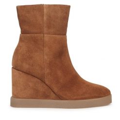Botki Geox. Brązowe botki Geox, bez wzorów, bez obcasa, na koturnie, bez zapięcia. Za 319.99 zł.