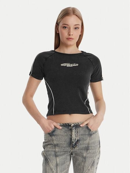 Guess T-Shirt W6RI39 KCBF1 Szary Regular Fit. Szare t-shirty Guess, s, z aplikacjami, z bawełny, bez kołnierzyka, bez ramiączek. Za 199.99 zł.