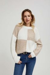Sweter z geometrycznym wzorem. Swetry MOODO, l, bez wzorów, bez ramiączek. W wyprzedaży za 64.99 zł.