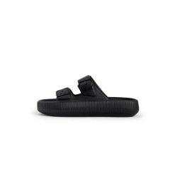 Klapki damskie Fila Tireno. Czarne klapki Fila, bez wzorów, bez obcasa, bez zapięcia. Za 89.99 zł.