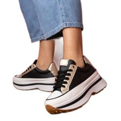 Czarne sneakersy trampki na platfotmie. Czarne trampki bez wzorów, ze skóry ekologicznej, eleganckie, bez zapięcia. Za 84.78 zł.
