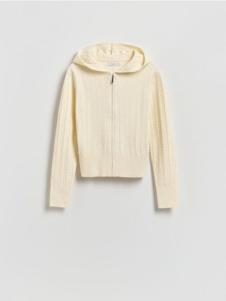 Kardigan z kapturem - kremowy. Białe swetry Reserved, l, bez wzorów, z dzianiny, bez ramiączek. Za 139.99 zł.