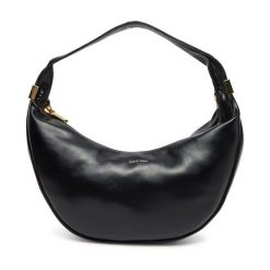 Torebka Calvin Klein. Czarne torebki klasyczne Calvin Klein, bez wzorów, klasyczne, bez dodatków. Za 439.99 zł.