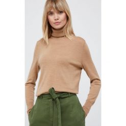 GAP sweter wełniany damski kolor beżowy lekki z golfem. Brązowe swetry GAP, m, bez wzorów, z dzianiny, bez ramiączek. Za 279.99 zł.