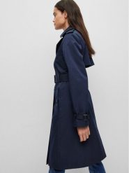 Boss Trencz 50489115 Granatowy Regular Fit. Niebieskie płaszcze Boss, bez wzorów, z syntetyku, bez kaptura. Za 1,219.00 zł.