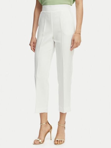 Maryley Spodnie materiałowe 26EB616/43VA Biały Regular Fit. Białe spodnie materiałowe Maryley, bez wzorów, z materiału. Za 239.99 zł.