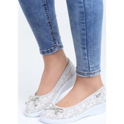 Szare Koturny Dollar Dream. Baleriny marki Born2be. Za 24.99 zł.