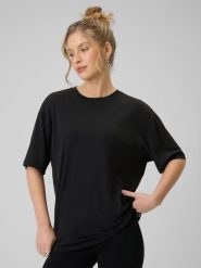 4F T-shirt loose z modalem damski - czarny M. Czarne t-shirty 4f, m, bez wzorów, bez kołnierzyka, bez ramiączek. Za 89.99 zł.