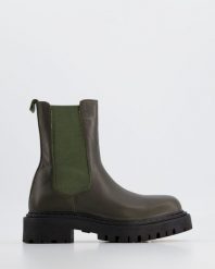SZTYBLETY DAMSKIE 2676004 GREEN. Zielone botki Venezia, bez wzorów, ze skóry, bez obcasa, bez zapięcia. Za 199.00 zł.