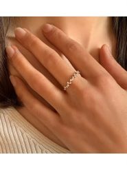 Les Petites Précieuses Pozłacany pierścionek z cyrkoniami rozmiar: 60. Czerwone pierścionki Les Petites Précieuses, z cyrkonią, pozłacane. Za 67.95 zł.