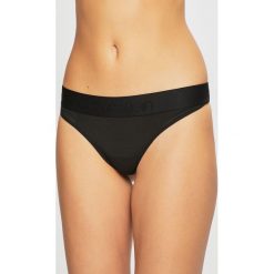 Calvin Klein Underwear - Stringi. Czerwone stringi Calvin Klein Underwear, bez wzorów, z bawełny. W wyprzedaży za 79.90 zł.