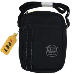 Saszetka na ramię Caterpillar Peoria City Bag pojemność 2,5 L. Czarne nerki i saszetki Caterpillar, bez wzorów, bez dodatków. Za 89.99 zł.