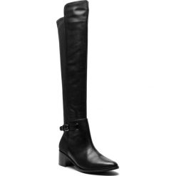 Muszkieterki CLARKS - Poise Orla 261360104 Black Leather. Czarne kozaki Clarks, z materiału. Za 839.00 zł.
