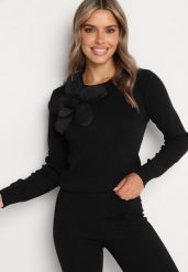 Czarny Sweter z Wiskozą Ozdobiony Kwiatową Aplikacją 3D Wykończony Ściągaczami Eviyania. Czarne swetry Born2be, uniwersalny, z aplikacjami, z jeansu, eleganckie, bez ramiączek. W wyprzedaży za 101.99 zł.