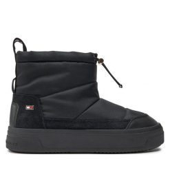 Śniegowce Tommy Hilfiger. Czarne śniegowce Tommy Hilfiger, bez wzorów, z nylonu, bez zapięcia. Za 699.99 zł.