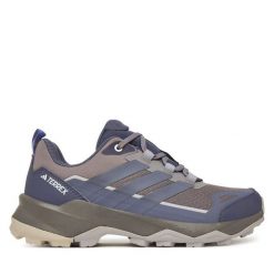 Trekkingi adidas. Fioletowe buty sportowe lifestyle adidas, bez wzorów, sportowe, bez zapięcia, adidas terrex. Za 389.99 zł.
