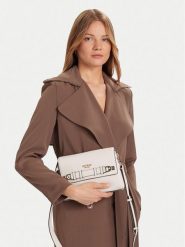 Guess Torebka Gregoria HWBG85 46200 Biały. Białe listonoszki Guess, z aplikacjami, ze skóry, bez dodatków. Za 339.99 zł.