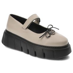 Beżowe Półbuty Karino Eleganckie Obuwie Damskie. Brązowe półbuty wsuwane Karino, bez wzorów, ze skóry, eleganckie, bez obcasa, na platformie. Za 422.99 zł.